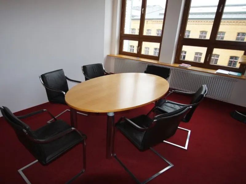 Tisch Ahorn mit Stahlfüßen