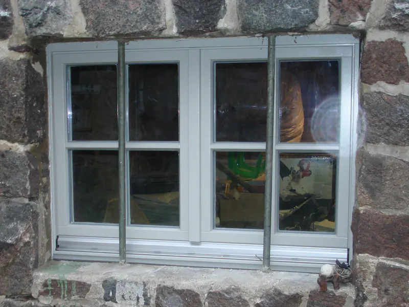 Kellerfenster au�en