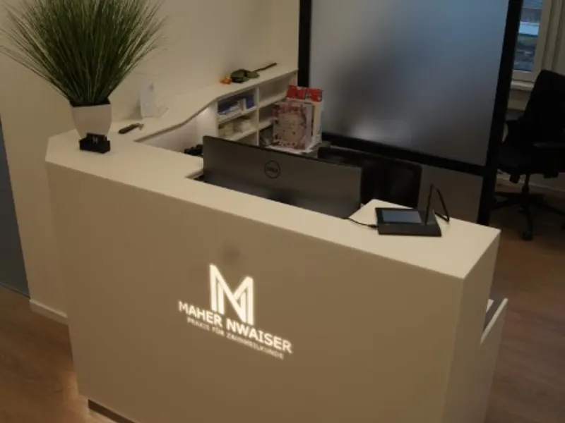 Nwaiser Coriantresen Front