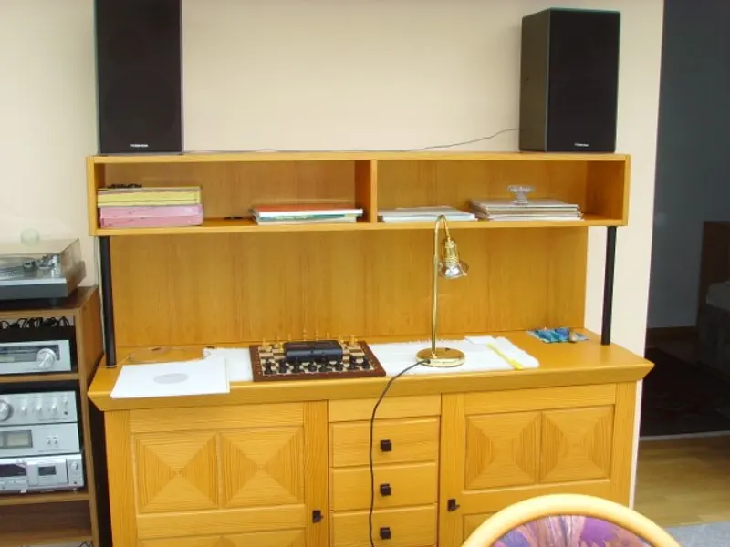 Aufsatzregal auf vorhandenes Sideboard