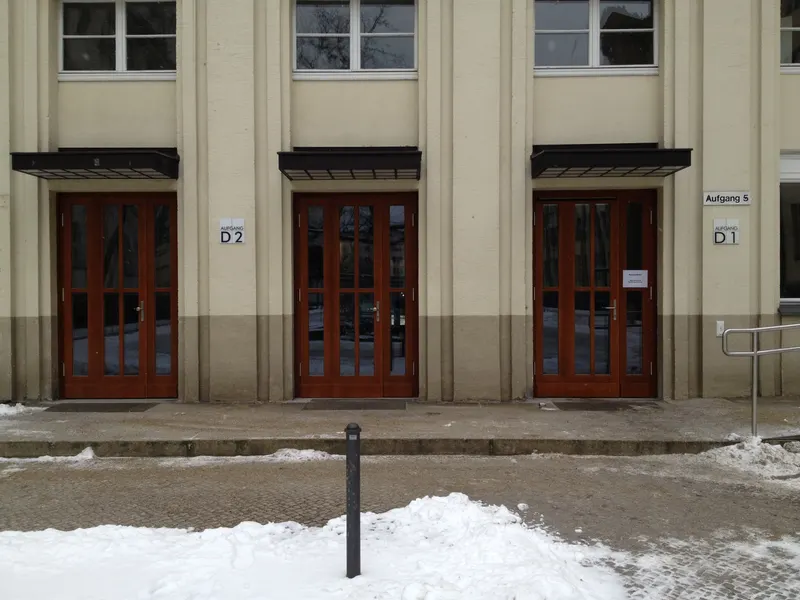 BBR Eingangstüren aus Eiche