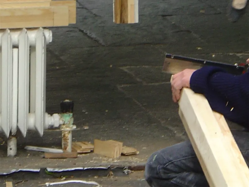 Fensterreparaturen — ausgeführte Arbeit der Tischlerei gegusch