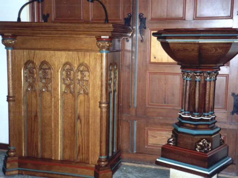 Kirche Potsdam Pult+Becken